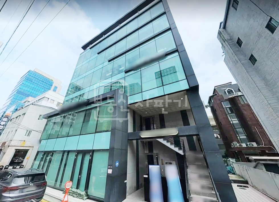 서울 서초구 서초동 무권리, 양재역 8분, 역세권, 1층 임대 월세 매물번호 33870 사진 1
