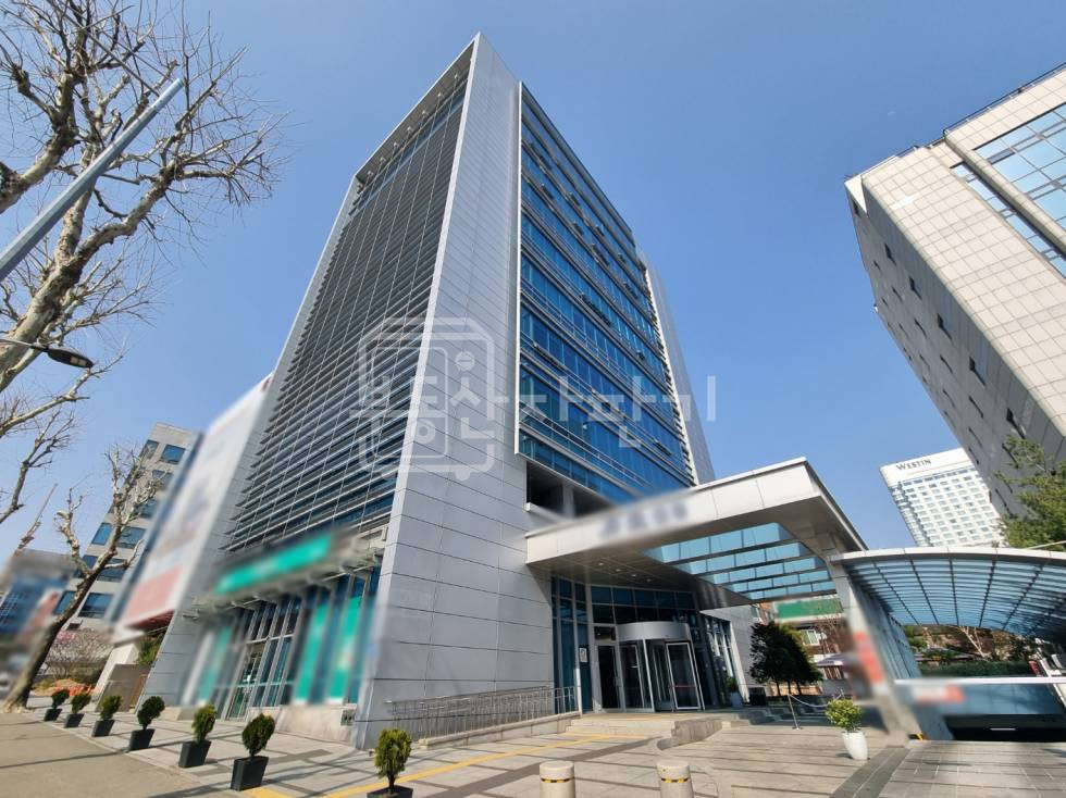 서울 강남구 삼성동 삼성중앙역 도보 1분,대로변 5층 임대 월세 매물번호 33892 사진 1