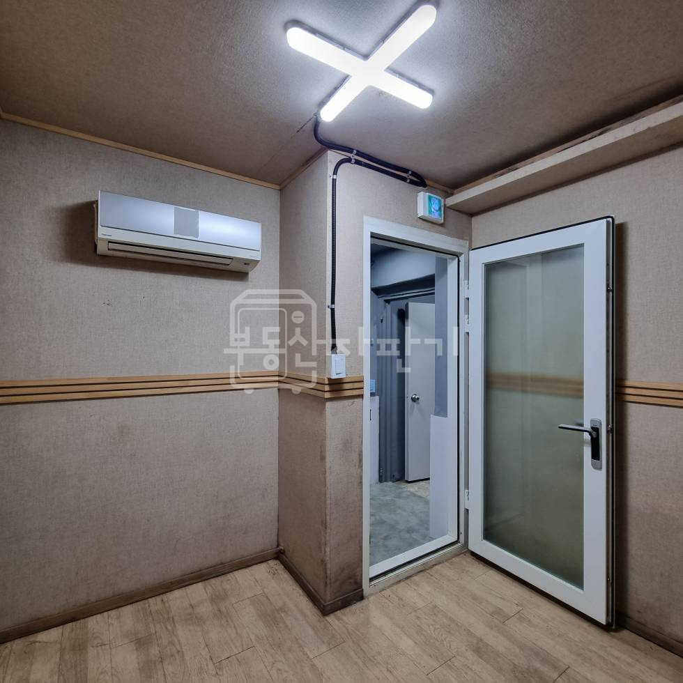 서울 강남구 신사동 무권리 압구정역 도보 9분 이면도로, 지하 1층 음악연습실 인테리어 무권리 월세 매물번호 27508 사진 8