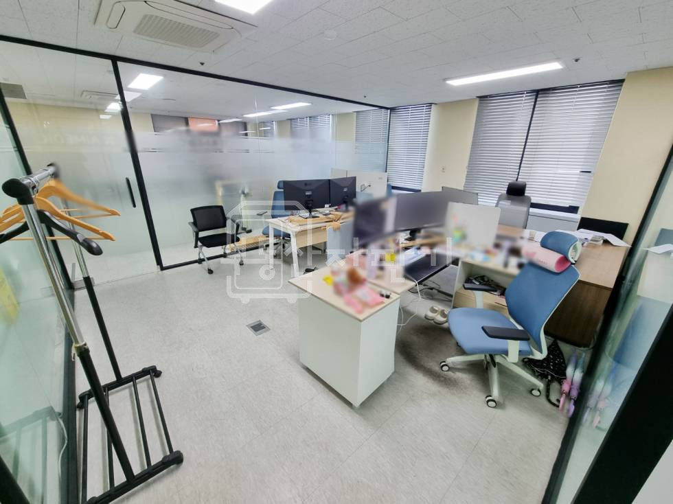 서울 강남구 논현동 도산대로 대로변 7층 사무실 임대 월세 매물번호 33910 사진 4