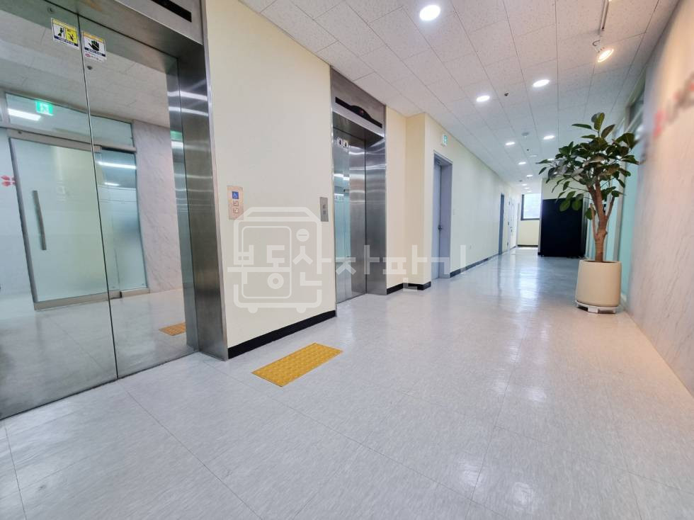 서울 강남구 논현동 도산대로 대로변 7층 사무실 임대 월세 매물번호 33910 사진 8