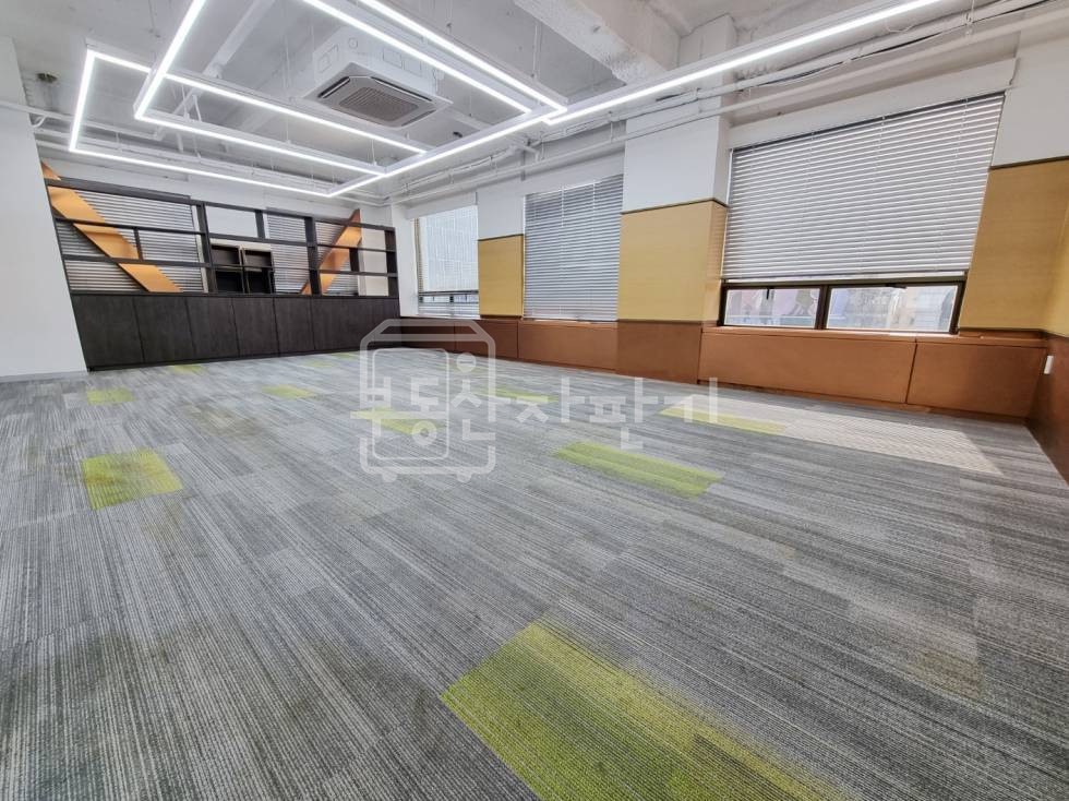 서울 강남구 신사동 도산대로 대로변 ,대형오피스 3층 임대 월세 매물번호 33911 사진 7