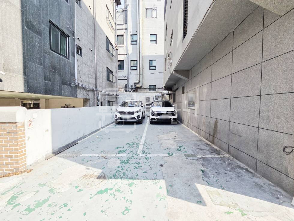 서울 강남구 논현동 논현먹자골목, 5층 임대 월세 매물번호 33740 사진 3