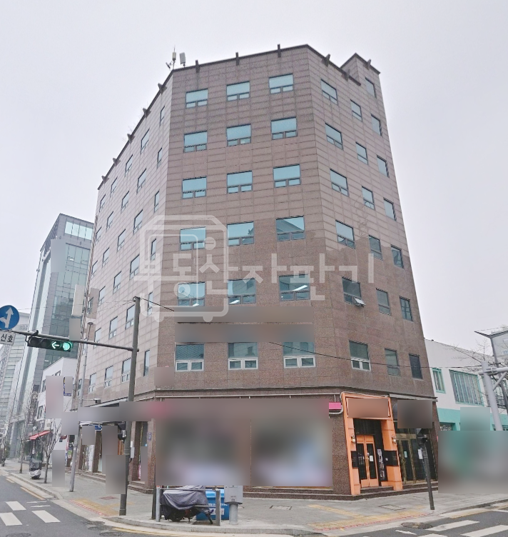 서울 강남구 역삼동 강남역 도보 9분, 역삼초교사거리 인근, 코너건물 1층 임대 월세 매물번호 33895 사진 4