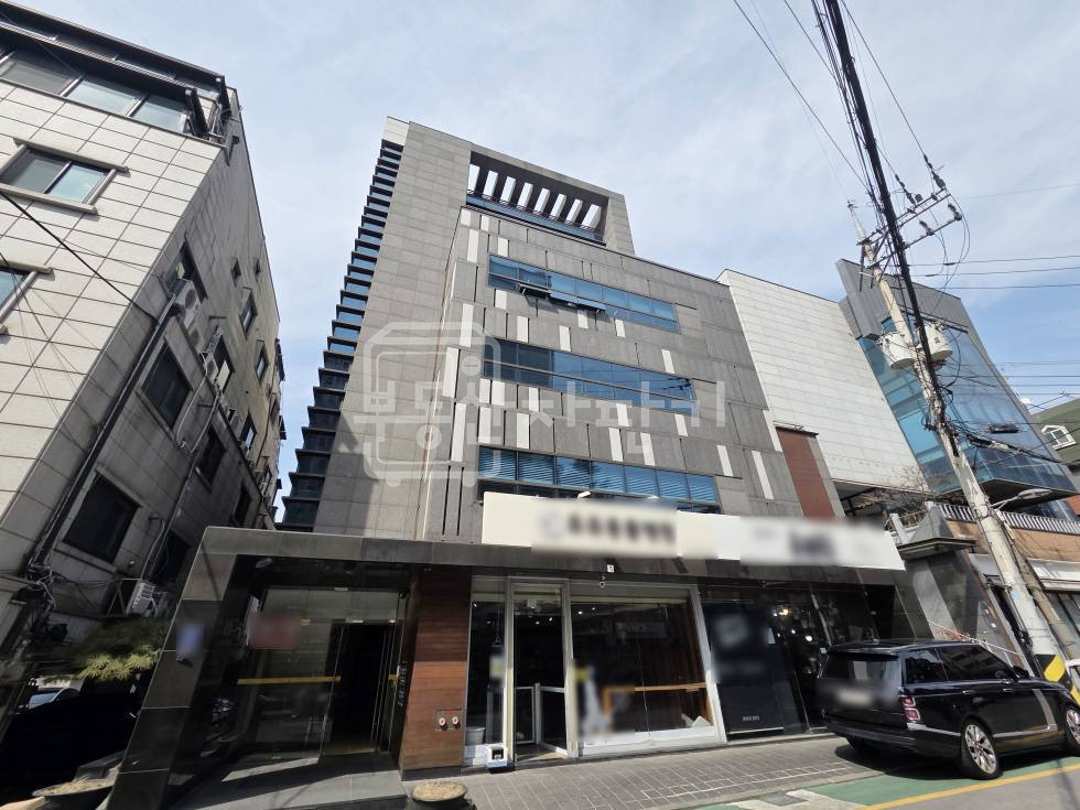 서울 강남구 역삼동 역삼초교 사거리 인근, 도로변 3층 임대 월세 매물번호 33897 사진 2