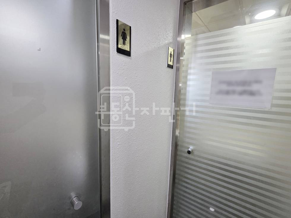 서울 강남구 역삼동 역삼초교 사거리 인근, 도로변 3층 임대 월세 매물번호 33897 사진 11