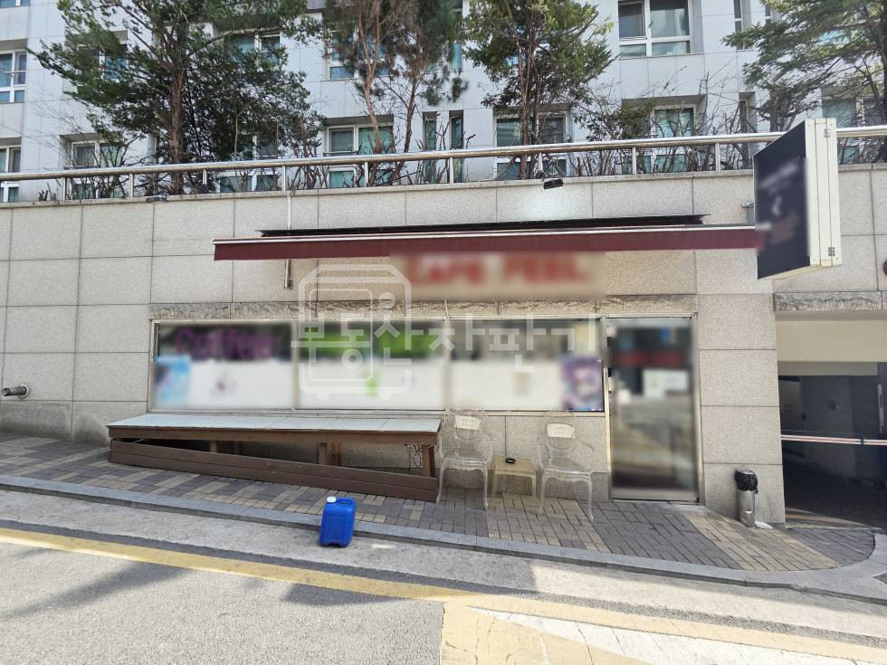 서울 강남구 역삼동 상가자판기, 역삼역 도보 5분, 코너건물 지하1층 임대 월세 매물번호 33903 사진 1