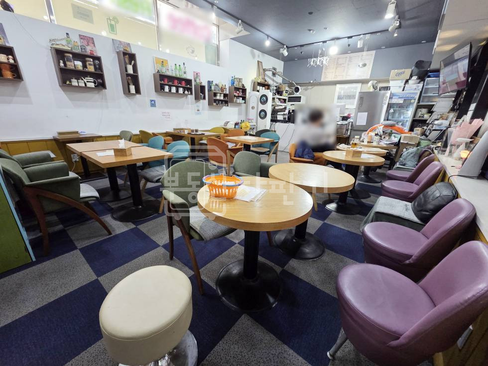 서울 강남구 역삼동 상가자판기, 역삼역 도보 5분, 코너건물 지하1층 임대 월세 매물번호 33903 사진 4