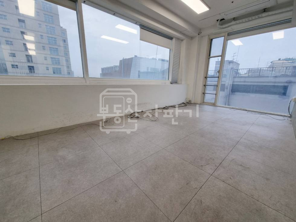 서울 강남구 청담동 학동사거리 인근 도산대로 대로변 7층 임대 월세 매물번호 33932 사진 4