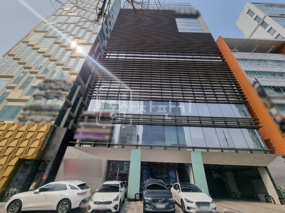 서울 강남구 청담동 압구정로데오역 도보 7분, 4층 임대 월세 매물번호 33934 사진 1