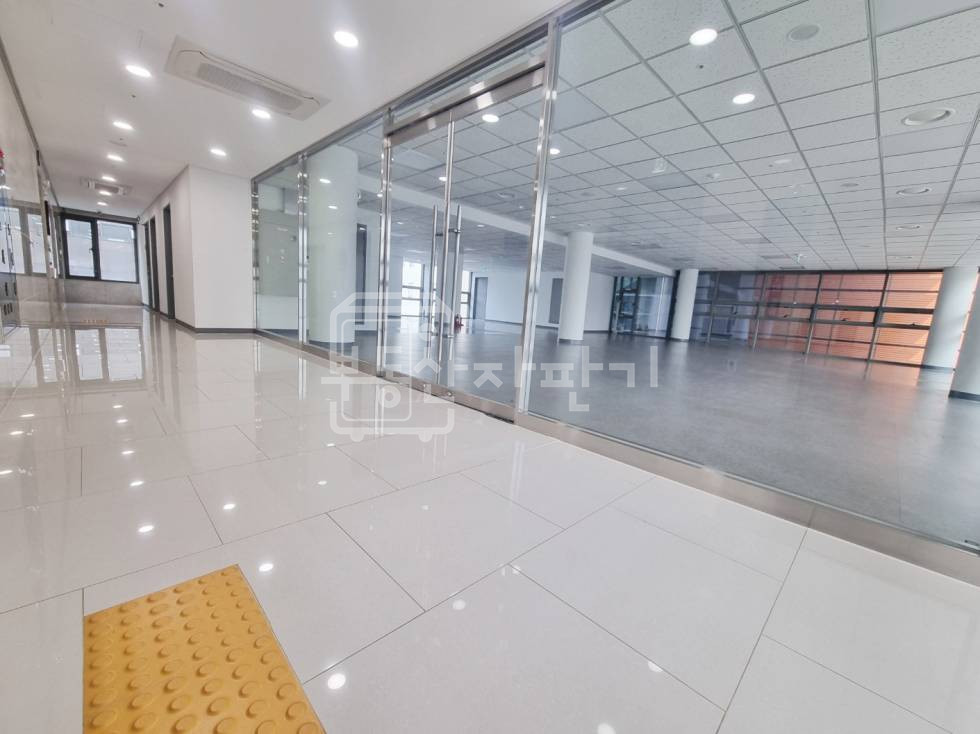 서울 강남구 청담동 압구정로데오역 도보 7분, 4층 임대 월세 매물번호 33934 사진 2