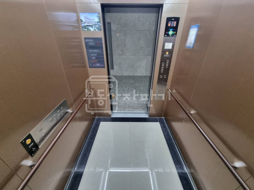 서울 강남구 청담동 압구정로데오역 도보 7분, 4층 임대 월세 매물번호 33934 사진 10