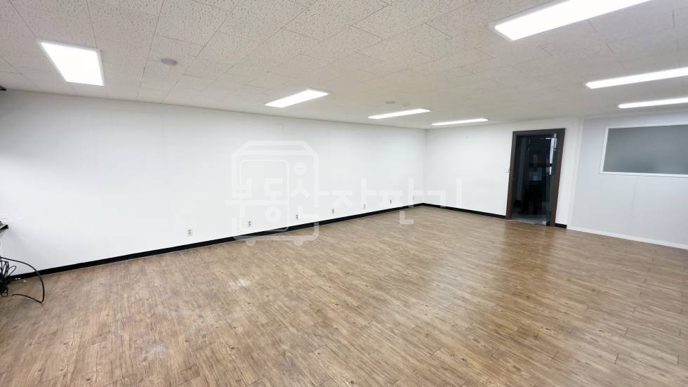 서울 강남구 역삼동 무권리, 역삼역 3분, 역세권, 4층 임대 월세 매물번호 33949 사진 3