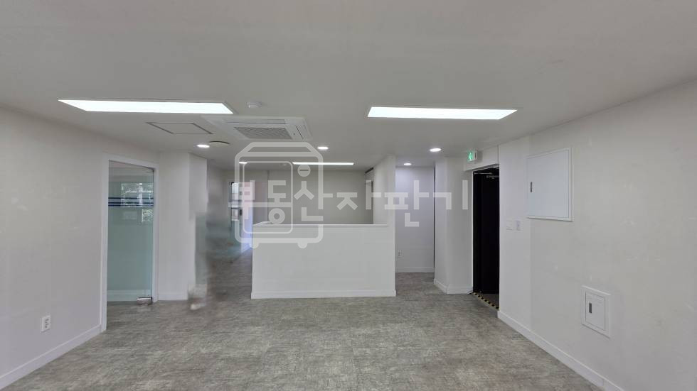 서울 강남구 대치동 무권리, 대치사거리 인근, 3층 임대 월세 매물번호 32126 사진 4