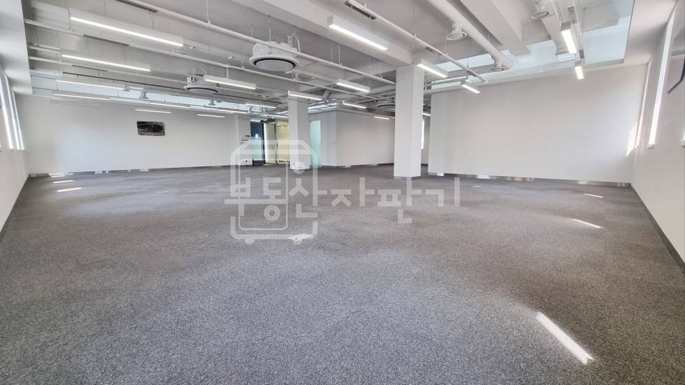 서울 강남구 청담동 청담역 도보 6분,대로변 4층 임대 월세 매물번호 33965 사진 2
