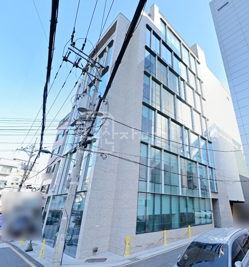 서울 강남구 역삼동 언주역 도보 1분, 코너건물 지하1층 임대 월세 매물번호 33956 사진 1