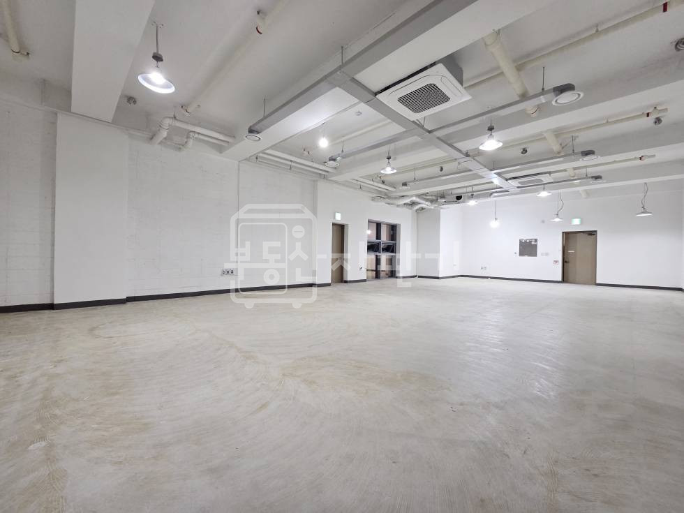 서울 강남구 역삼동 언주역 도보 1분, 코너건물 지하2층 임대 월세 매물번호 33958 사진 3