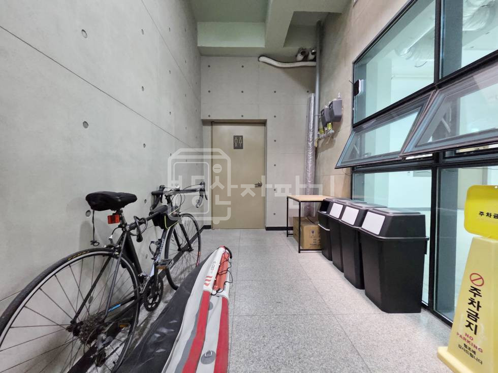 서울 강남구 역삼동 언주역 도보 1분, 코너건물 지하2층 임대 월세 매물번호 33958 사진 4