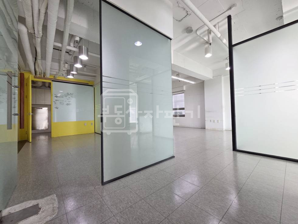 서울 강남구 역삼동 상가자판기, 무권리, 역삼역 도보 2분, 초역세권 9층 임대 월세 매물번호 33983 사진 2