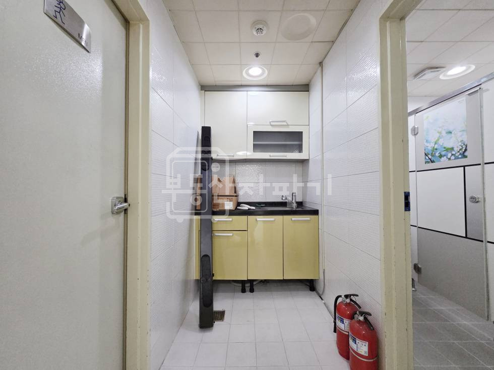 서울 강남구 역삼동 상가자판기, 무권리, 역삼역 도보 2분, 초역세권 9층 임대 월세 매물번호 33983 사진 6