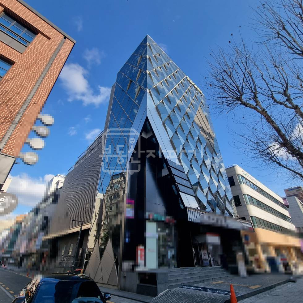 서울 강남구 삼성동 삼성중앙역 도보 3분 초역세권 대로변 7층 월세 매물번호 30323 사진 1