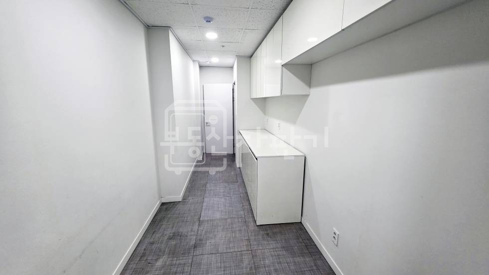 서울 강남구 역삼동 무권리, 언주로 대로변 4층 임대 월세 매물번호 34021 사진 6