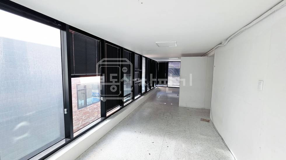 서울 강남구 신사동 무권리, 압구정역 7분, 역세권, 4층 임대 월세 매물번호 33646 사진 2