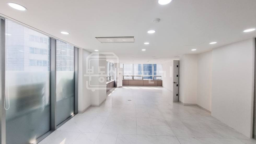 서울 강남구 삼성동 2호선 선릉역 도보 8분 코너건물 이면도로, 6층 유동인구많음 월세 매물번호 34037 사진 5
