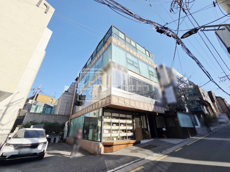 서울 강남구 청담동 청담동 화랑거리 인근, 코너건물 4층 임대 월세 매물번호 34032 사진 1