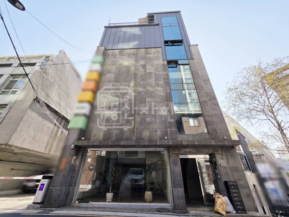 서울 강남구 청담동 청담역 도보 6분, 역세권, 5층 임대 월세 매물번호 29616 사진 1