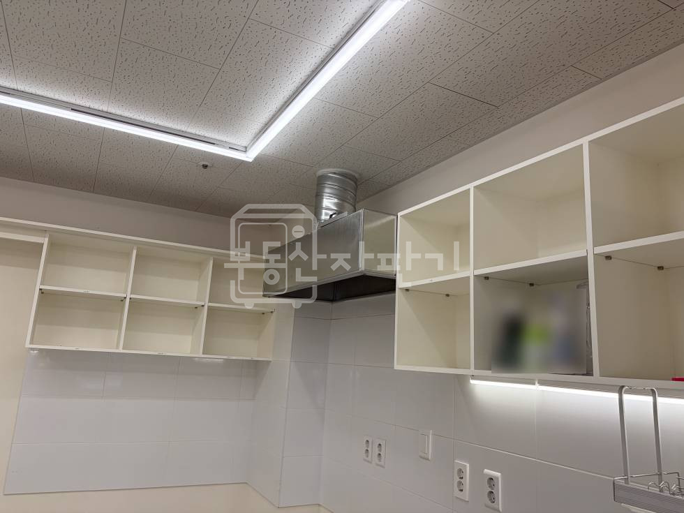 서울 강남구 신사동 압구정역 도보 2분, 1층 임대 월세 매물번호 34075 사진 8
