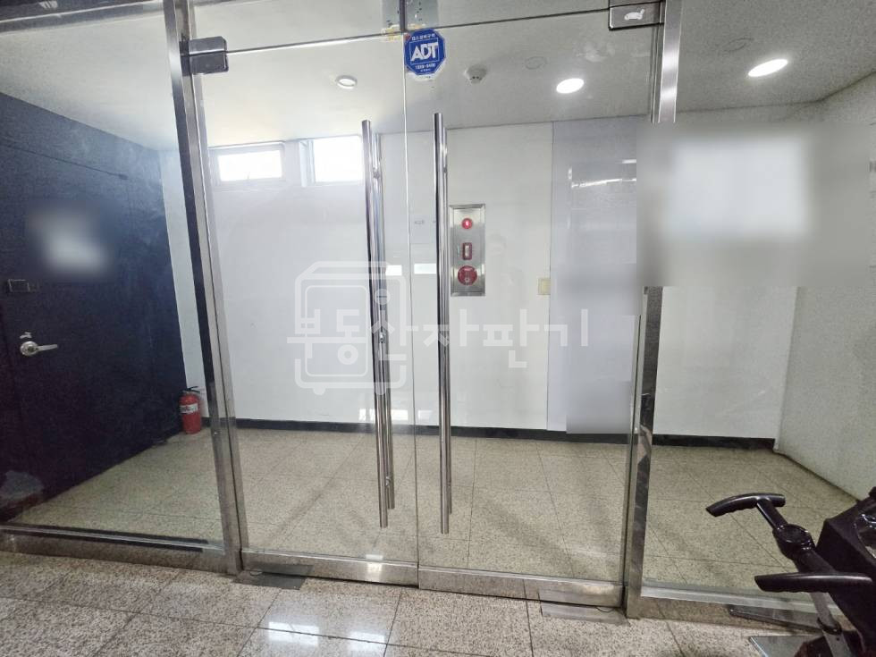 서울 강남구 논현동 강남구청역 도보 4분, 역세권, 도로변 4층 임대 월세 매물번호 34033 사진 12