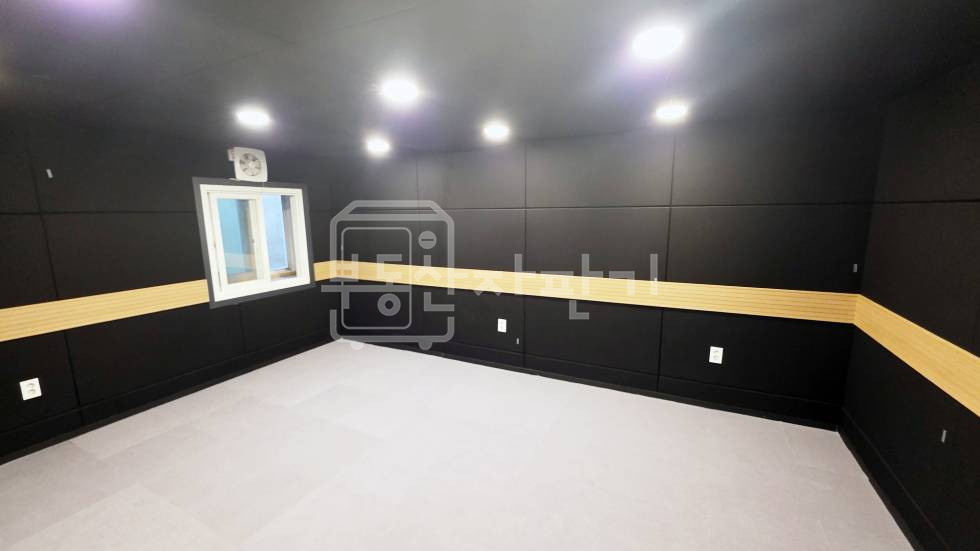 서울 강남구 역삼동 무권리, 역삼역 6분, 역세권, 지하1층 임대 월세 매물번호 33966 사진 2