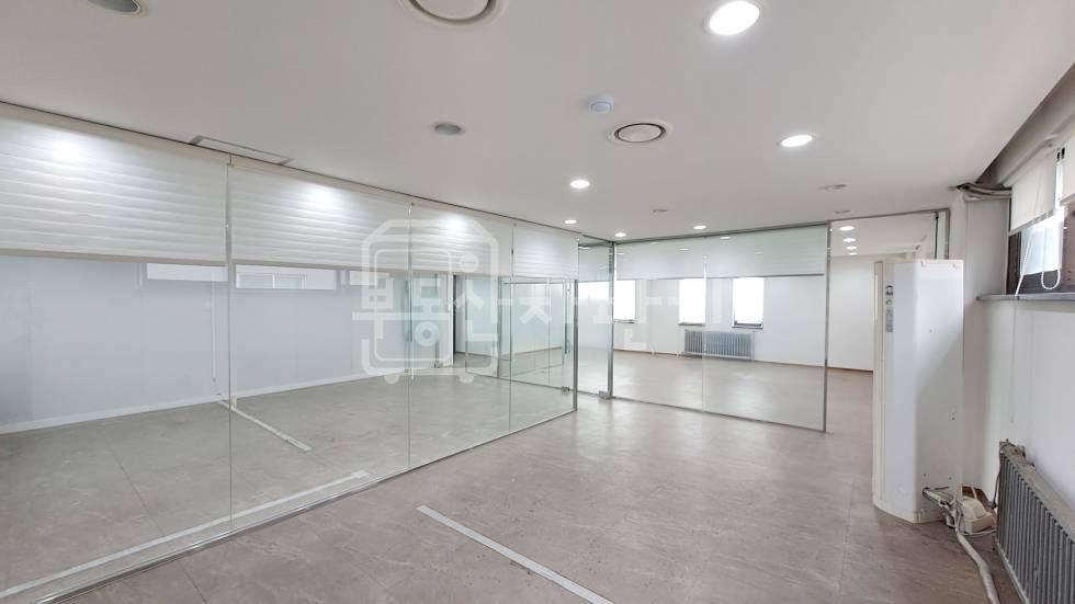 서울 강남구 논현동 무권리, 7호선 학동역 1분, 초역세권, 4층 임대 월세 매물번호 34095 사진 6