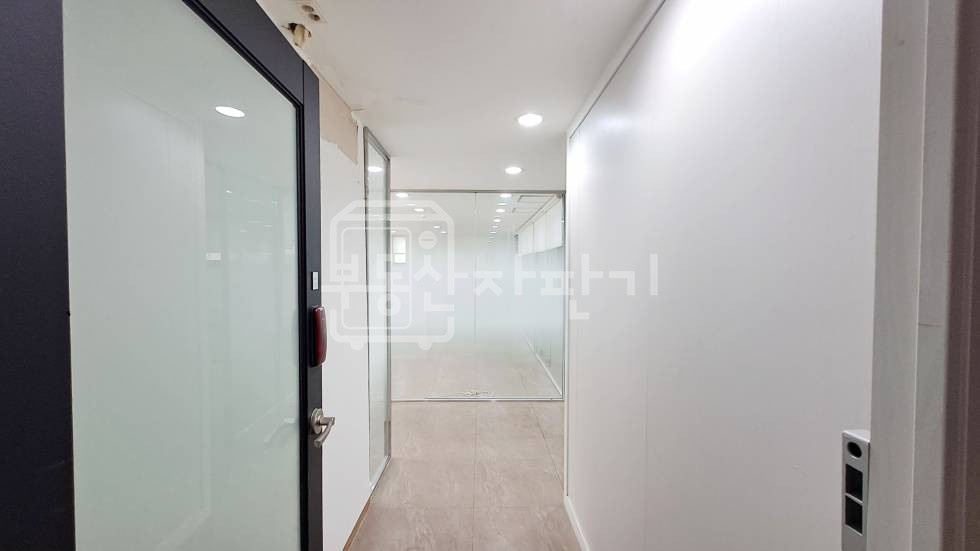 서울 강남구 논현동 무권리, 7호선 학동역 1분, 초역세권, 4층 임대 월세 매물번호 34095 사진 7
