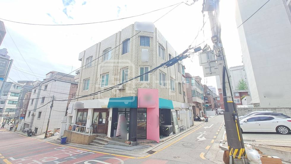 서울 강남구 논현동 무권리, 7호선 논현역 6분, 역세권, 2층 임대 월세 매물번호 34080 사진 1