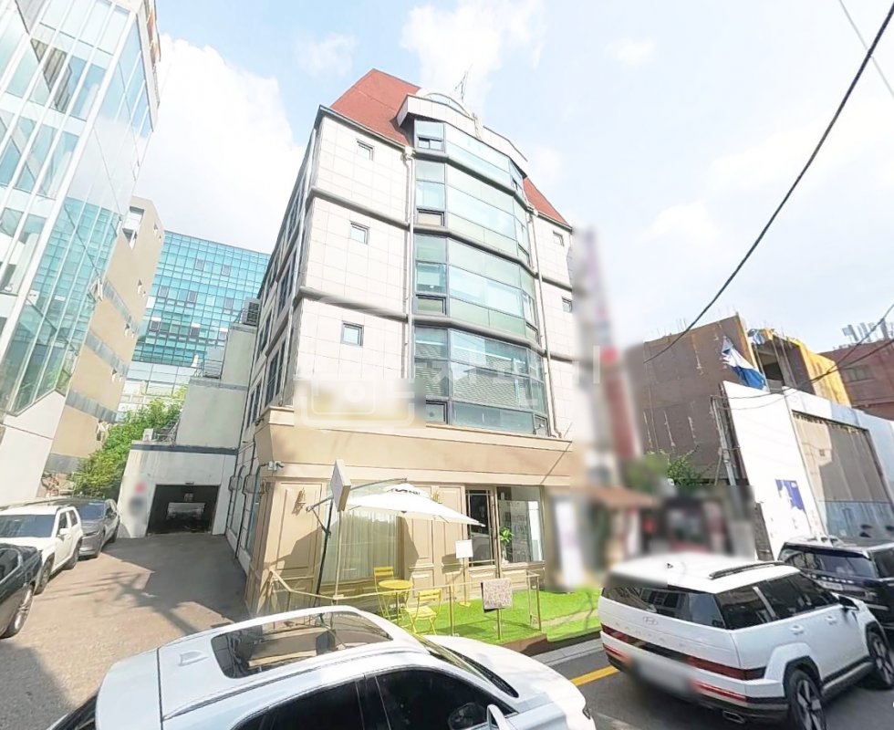 서울 강남구 신사동 압구정로데오역 7분, 역세권, 2층 임대 월세 매물번호 31919 사진 1