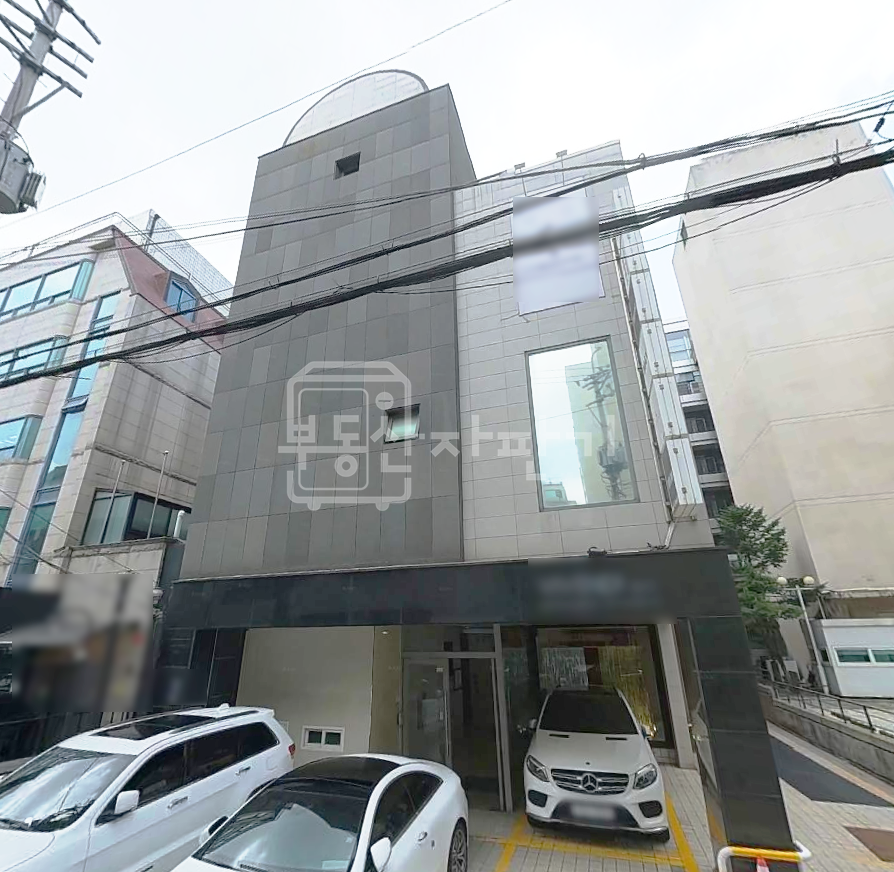 서울 강남구 청담동 무권리, 압구정로데오역 3분, 초역세권, 1층 임대 월세 매물번호 31172 사진 1