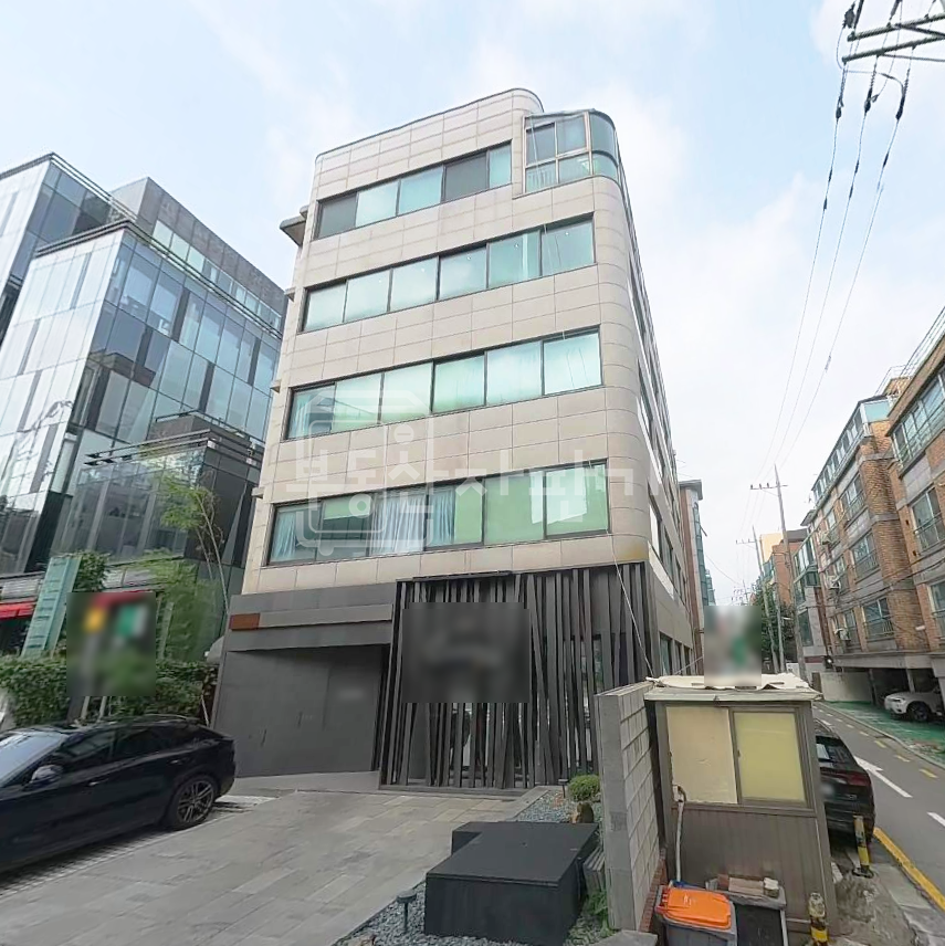 서울 강남구 신사동 무권리, 압구정역 7분, 역세권, 지하1층 임대 월세 매물번호 31922 사진 1