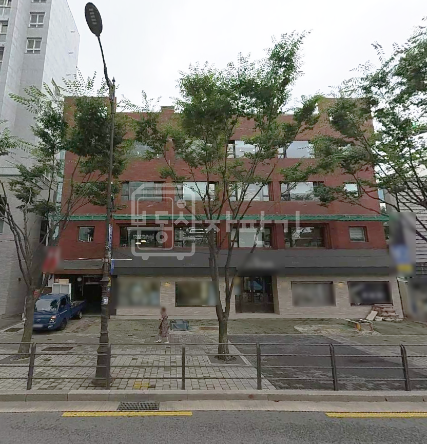 서울 강남구 논현동 무권리, 학동역 1분, 초역세권, 1층 임대 월세 매물번호 31242 사진 1