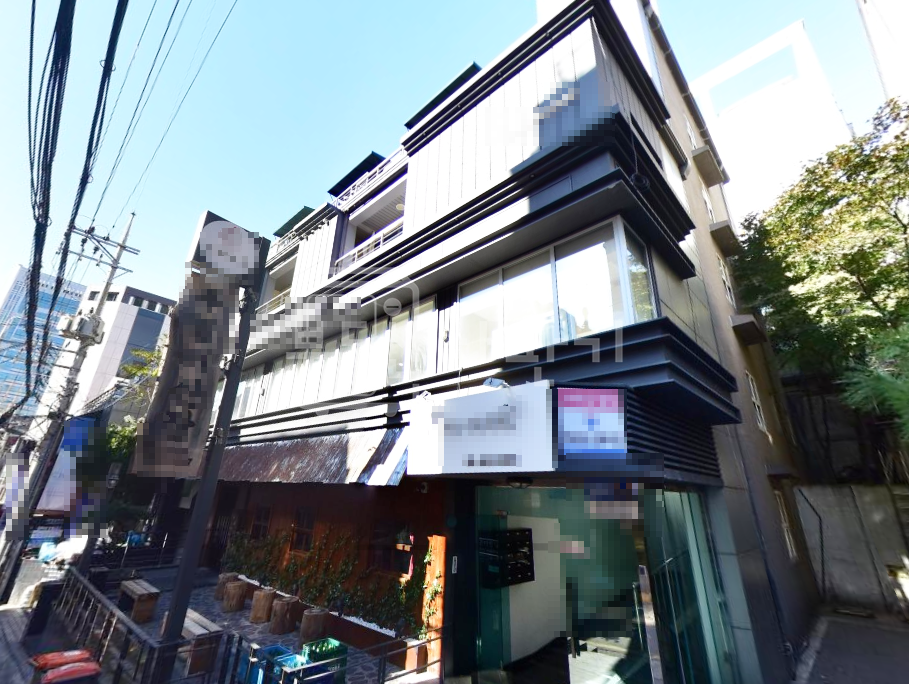 서울 강남구 역삼동 무권리, 강남역 3분, 초역세권, 4층 임대 월세 매물번호 34105 사진 1