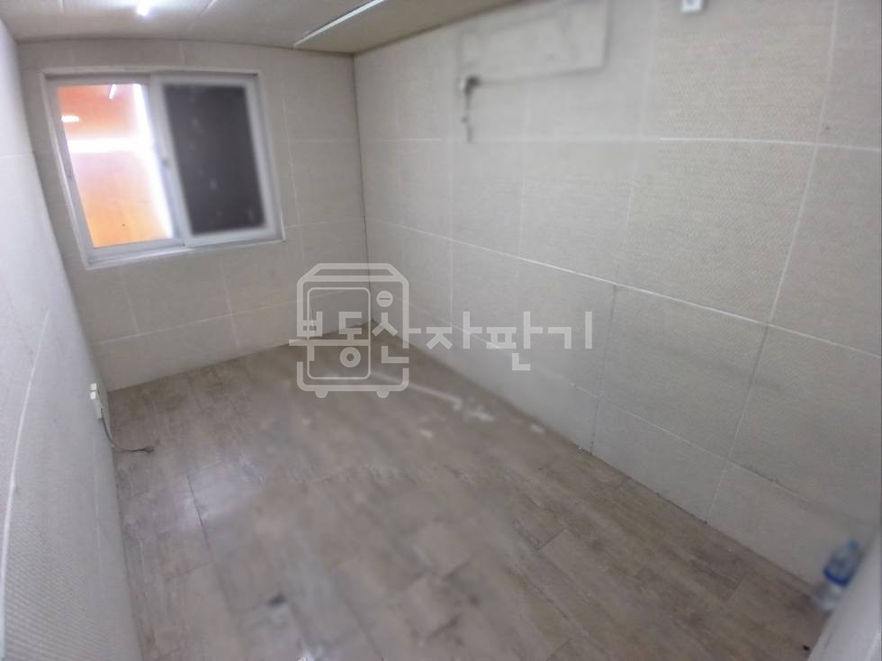 서울 강남구 신사동 무권리, 신사동 주민센터 인근, 4층 임대 월세 매물번호 30648 사진 6