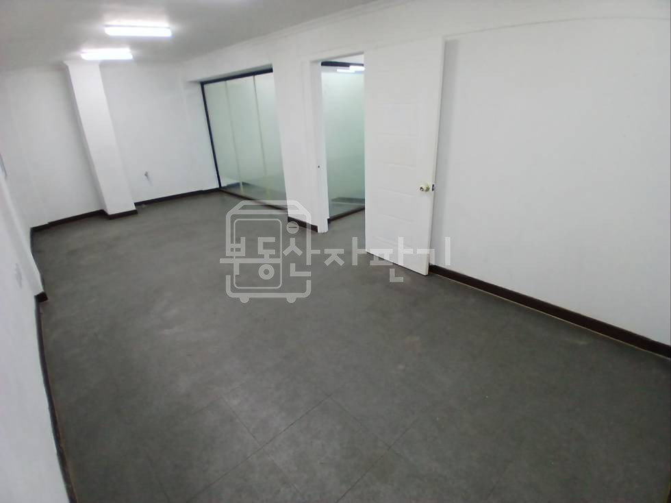 서울 강남구 역삼동 무권리, 언주역 5분, 역세권, 2층 임대 월세 매물번호 30618 사진 8