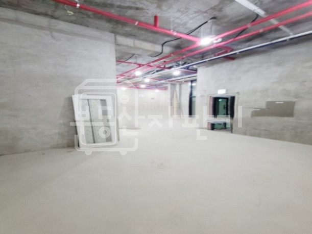 서울 강남구 역삼동 무권리, 역삼역 8분, 역세권, 지하1층 임대 월세 매물번호 25093 사진 2
