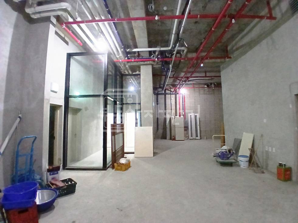 서울 강남구 역삼동 무권리, 역삼역 8분, 역세권, 지하1층 임대 월세 매물번호 25093 사진 9