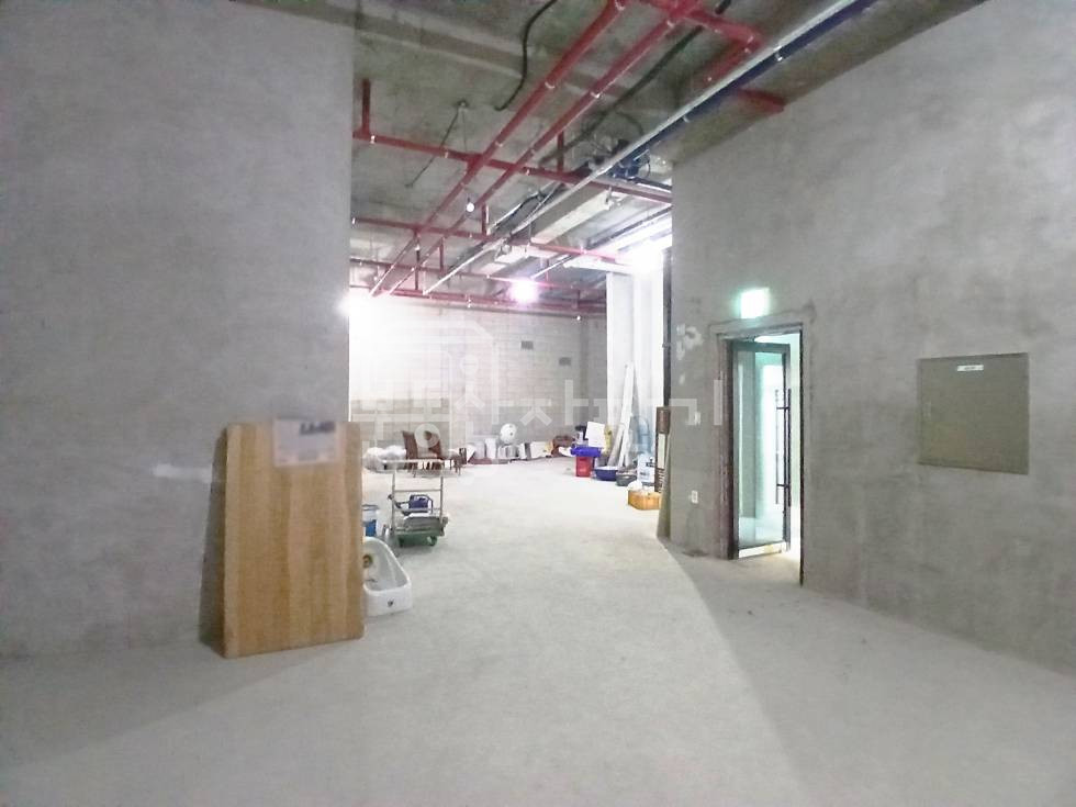 서울 강남구 역삼동 무권리, 역삼역 8분, 역세권, 지하1층 임대 월세 매물번호 25093 사진 11