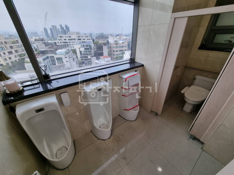 서울 강남구 청담동 무권리, 압구정로데오역 도보 9분, 역세권, 11층 임대 월세 매물번호 34122 사진 22