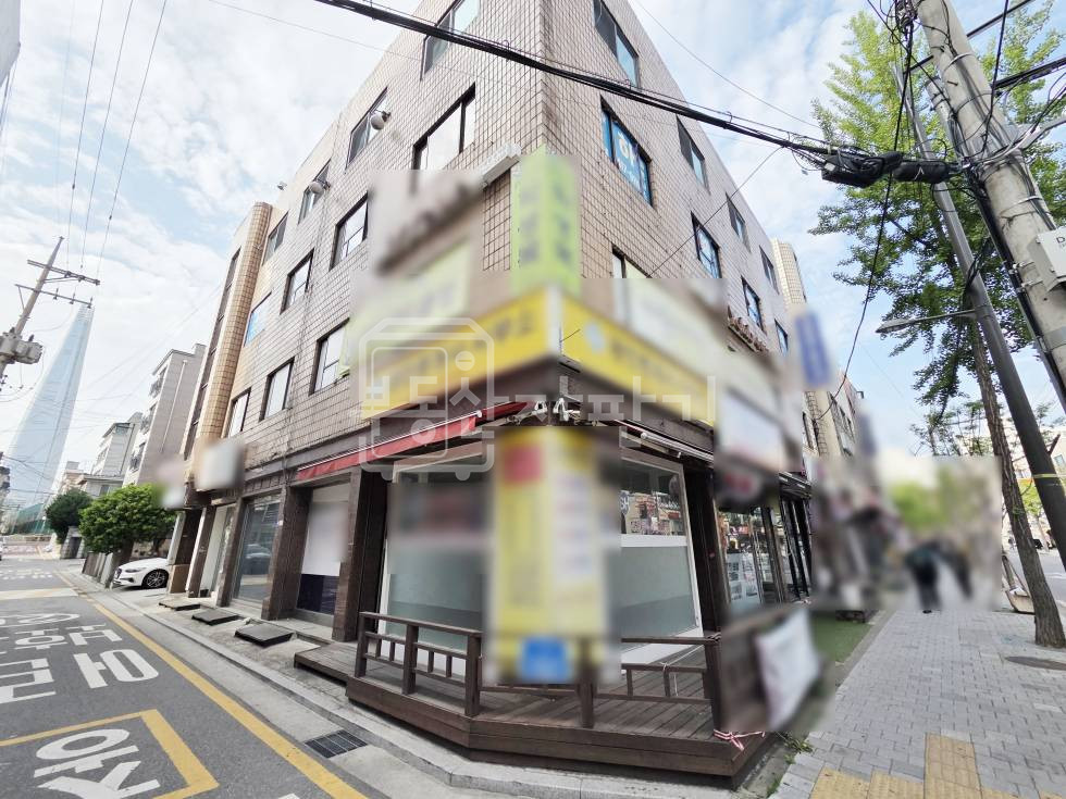 서울 송파구 송파동 송파역 도보 8분, 역세권, 도로변, 코너건물 1층 임대 월세 매물번호 34141 사진 2