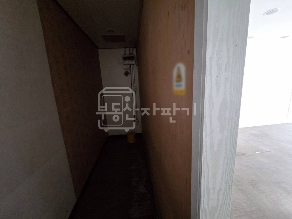 서울 송파구 송파동 송파역 도보 8분, 역세권, 도로변, 코너건물 1층 임대 월세 매물번호 34141 사진 5