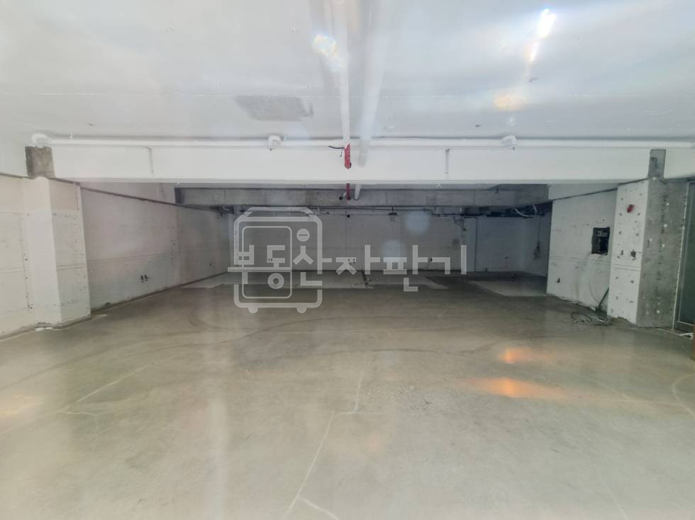 서울 강남구 청담동 무권리, 압구정로데오역 1분, 초 역세권, 1층 임대 월세 매물번호 33009 사진 3